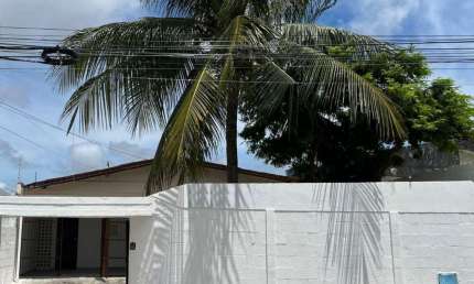 Casa com 3 dormitórios à venda, 240 m² por R$ 520.000,00 - Jardim Cidade Universitária - João Pessoa/PB