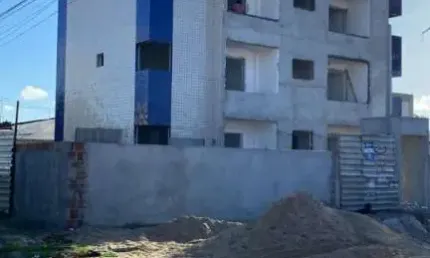 Apartamento com 2 dormitórios à venda, 64 m² por R$ 185.000 - Mangabeira - João Pessoa/PB