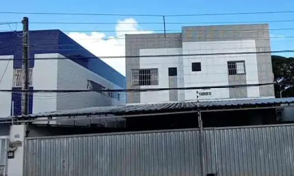 Apartamento com 2 dormitórios à venda por R$ 200.000 - José Américo de Almeida - João Pessoa/PB