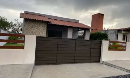 Casa com 3 dormitórios à venda, 240 m² por R$ 700.000 - Greenville Residence - Cruz do Espírito Santo/PB