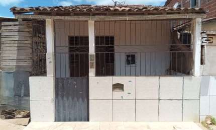 Casa com 2 dormitórios à venda por R$ 100.000 - Jardim Veneza - João Pessoa/PB