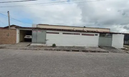 Casa com 6 dormitórios à venda por R$ 450.000,00 - Ernesto Geisel - João Pessoa/PB