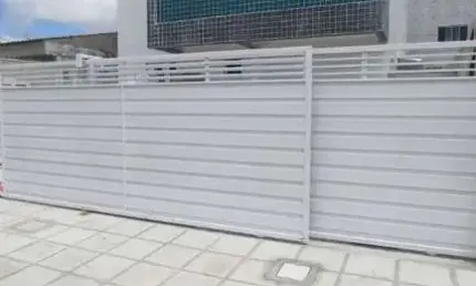 Apartamento com 2 dormitórios à venda por R$ 197.000 - Mangabeira - João Pessoa/PB