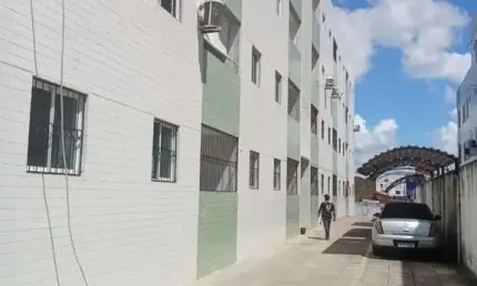 Apartamento com 2 dormitórios à venda por R$ 135.000 - Planalto da Boa Esperança - João Pessoa/PB