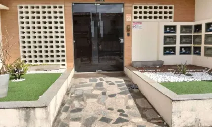 Apartamento com 2 dormitórios à venda por R$ 130.000 - Planalto da Boa Esperança - João Pessoa/PB