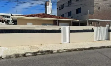 Casa com 3 dormitórios à venda, 160 m² por R$ 630.000 - Bairro dos Estados - João Pessoa/PB