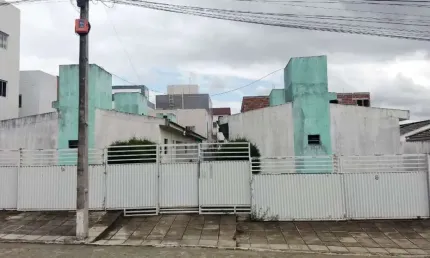 Casa com 2 dormitórios à venda, 60 m² por R$ 400.000,00 - João Paulo II - João Pessoa/PB