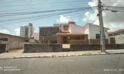 Casa com 4 dormitórios à venda por R$ 1.200.000 - Miramar - João Pessoa/PB