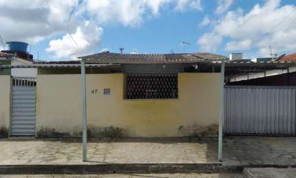 Casa com 4 dormitórios à venda por R$ 220.000 - João Paulo II - João Pessoa/PB