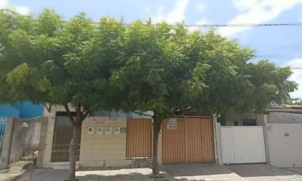 Casa com 3 dormitórios à venda por R$ 200.000 - Valentina de Figueiredo - João Pessoa/PB