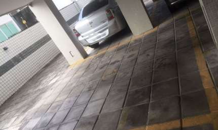 Apartamento com 2 dormitórios à venda, 75 m² por R$ 340.000 - Manaíra - João Pessoa/PB