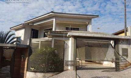 Sobrado com 4 dormitórios à venda, 380 m² por R$ 950.000,00 - Jardim Presidente Kennedy - Apucarana/PR