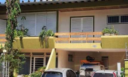 Sobrado com 4 dormitórios à venda, 315 m² por R$ 1.100.000,00 - Jardim Presidente - Londrina/PR