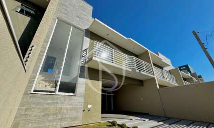 SOBRADO À VENDA EM SÃO JOSÉ DOS PINHAIS    CIDADE JARDIM