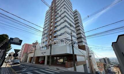 Apartamento à venda no Edifício Pablo Vilaró - Centro