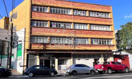 Apartamento semimobiliado para alugar Edifício Dona Jandira -Centro