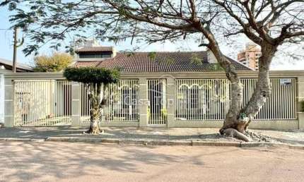 Casa com 4 quartos à venda no Orfãs, Ponta Grossa 
