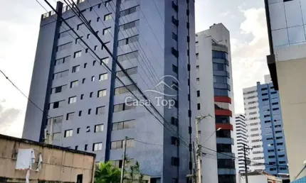 Apartamento à venda no Edifício Ambassador - Centro