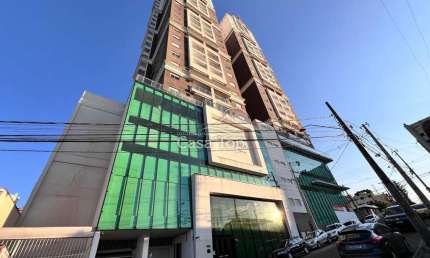 Apartamento semimobiliado à venda Edifício Evolution Towers - Centro
