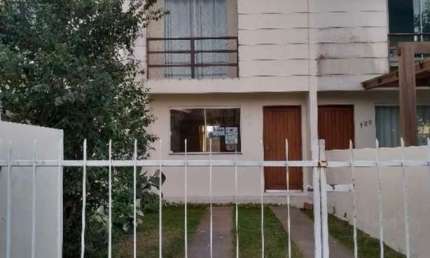 Sobrado Geminado para Venda em Florianópolis, Ingleses do Rio Vermelho, 2 dormitórios, 2 banheiros, 1 vaga