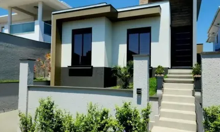 Casa com 4 quartos à venda em Pedra Branca, Palhoça 
