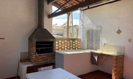 Casa com 2 quartos para alugar no Centro, Itu 