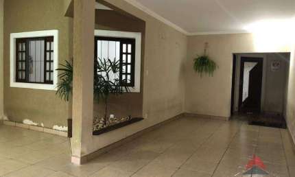 Casa com 4 dormitórios sendo 1 suíte à venda, 235 m² por R$ 690.000 - Villa Branca - Jacareí/SP