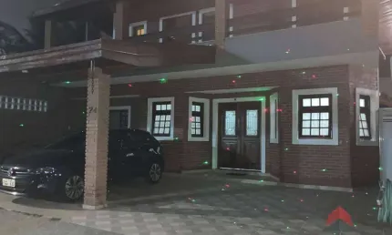 Casa com 5 dormitórios para alugar, 250 m² por R$ 10.800,00/mês - Urbanova - São José dos Campos/SP