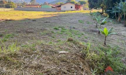 Chácara com 3 dormitórios à venda, 5000 m² por R$ 760.000,00 - Serrano - São Bento do Sapucaí/SP