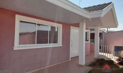 Linda Casa Ampla com 04 dormitórios à venda, 165 m² por R$ 690.000 - Vila Das Flores - São José dos Campos/SP