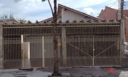 Casa com 04 dormitórios à venda, 287 m² por R$ 800.000 - Vila Maria - São José dos Campos/SP