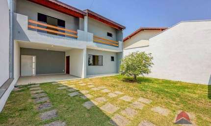Casa com 3 dormitórios à venda, 229 m² por R$ 590.000,00 - Residencial Estoril - Taubaté/SP