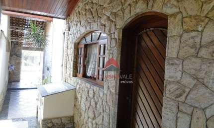 Casa com 3 dormitórios à venda, 170 m² por R$ 535.000,00 - Campos de São José - São José dos Campos/SP
