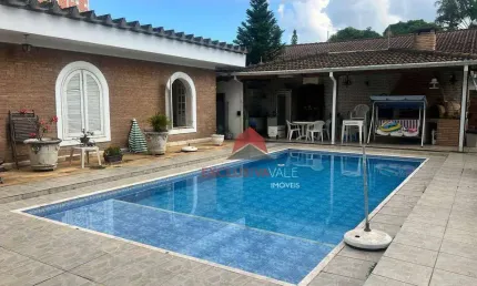 Casa com 5 dormitórios à venda, 900m2 380 m² de construção, por R$ 2.600.000 - Jardim Esplanada - São José dos Campos/SP