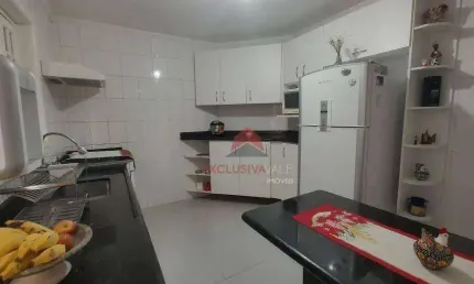 Casa com 4 dormitórios à venda, 179 m² por R$ 1.250.000 - Urbanova - São José dos Campos/SP