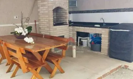 Casa com 3 dormitórios à venda, 200 m² por R$ 490.000,00 - Parque dos Príncipes - Jacareí/SP