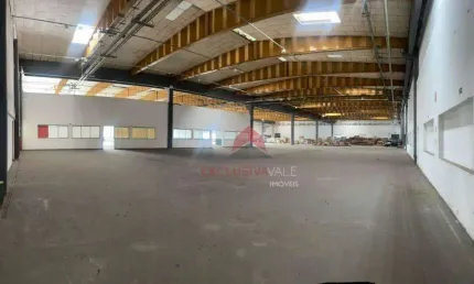 Galpão aluga área construída 2.700 metros quadrados em condomínio fechado na marginal da rodovia presidente dutra, são josé dos campos-sp.