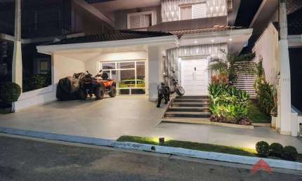 Casa à venda, 230 m² por R$ 1.890.000,00 - Urbanova - São José dos Campos/SP
