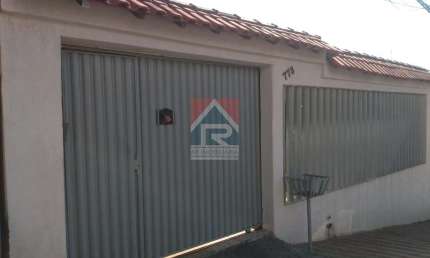 Casa à venda no bairro Jardim das Maravilhas - Santo André/SP