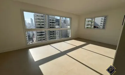 Apartamento com 3 quartos à venda na Rua 201, 150, Centro, Balneário Camboriú