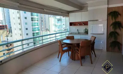 Apartamento à venda no centro de balneário camboriú/sc