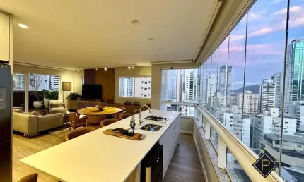 Cobertura com 4 quartos à venda na Rua 1101, 324, Centro, Balneário Camboriú