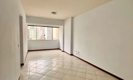 Apartamento à venda no bairro Centro - Balneário Camboriú/SC