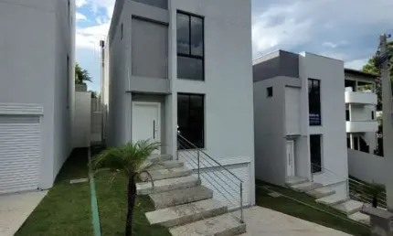 Casa com 4 quartos à venda na Rua Macuco, Ariribá, Balneário Camboriú