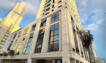 Apartamento à venda no bairro meia praia - itapema/sc
