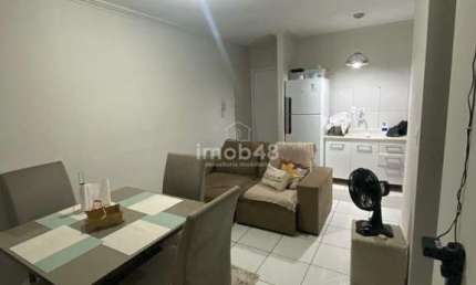 Apartamento à Venda em Fundos, Biguaçu, 2 Quartos, 45m², R$210mil