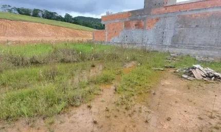 Terreno à venda na Rua Benjamin Dagnoni, s/n, Rio do Meio, Itajaí