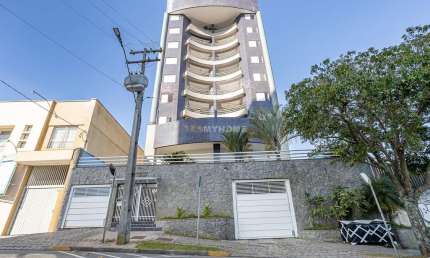 Cobertura com 2 quartos e 2 vagas de garagem no Centro de São José dos Pinhais