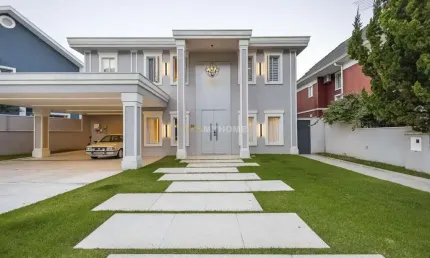 LINDA CASA EM CONDOMÍNIO FECHADO 4 SUÍTES E PISCINA