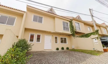 Sobrado com 4 quartos no Barreirinha com churrasqueira e ático - Curitiba-26589